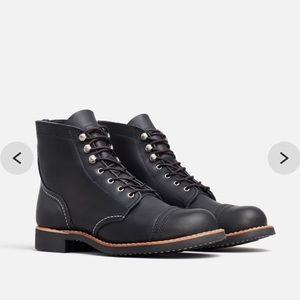 IRON RANGER: WOMEN'S SHORT BOOT IN BLACK BOUNDARY LEATHER